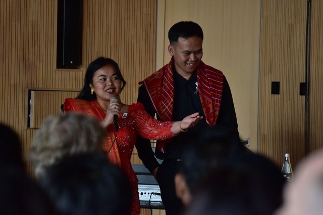 Jambur Eropa Sada Nioga — 15